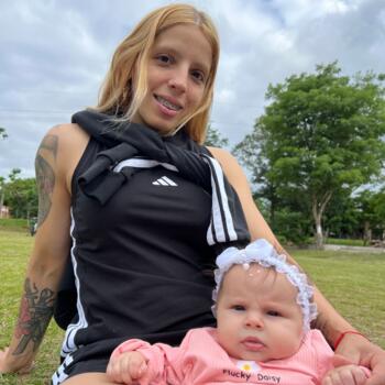 Trabajo para niñera en Luque: trabajo de niñera Gabriela