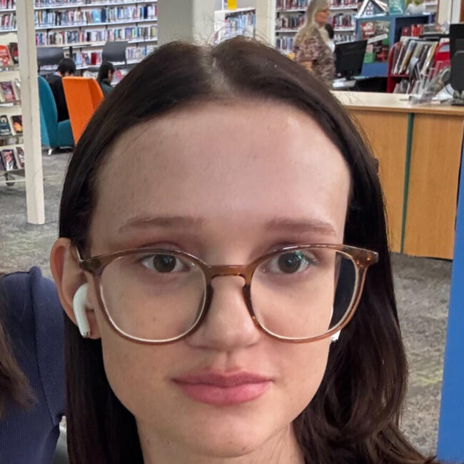 Babysitter in Whangaparaoa: Valeria