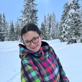 Babysitter Pessac: Clara