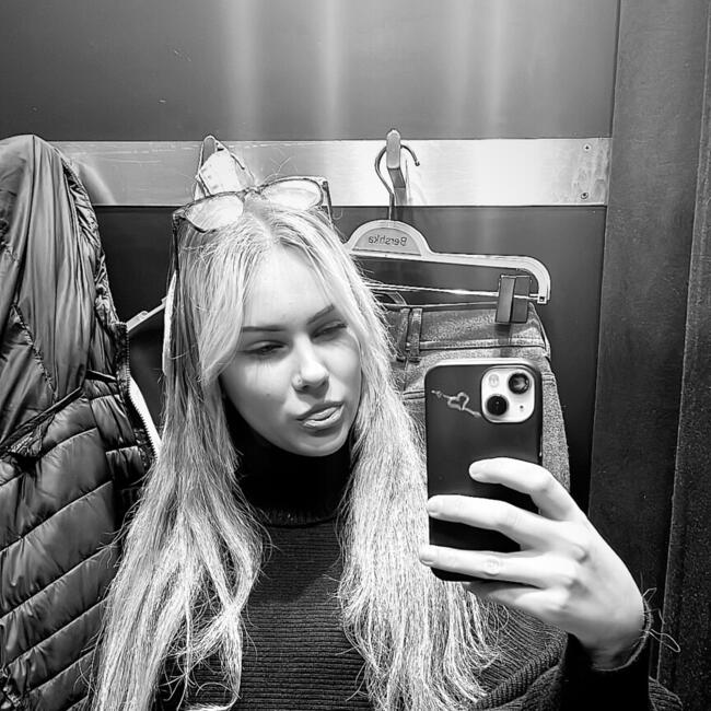 Babysitter in Ptuj: Ziva