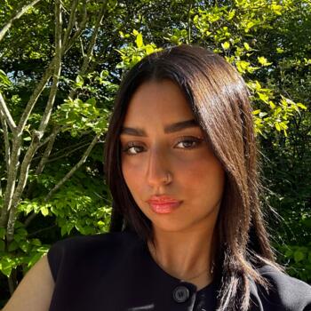 Babysitter in Clichy: Emna