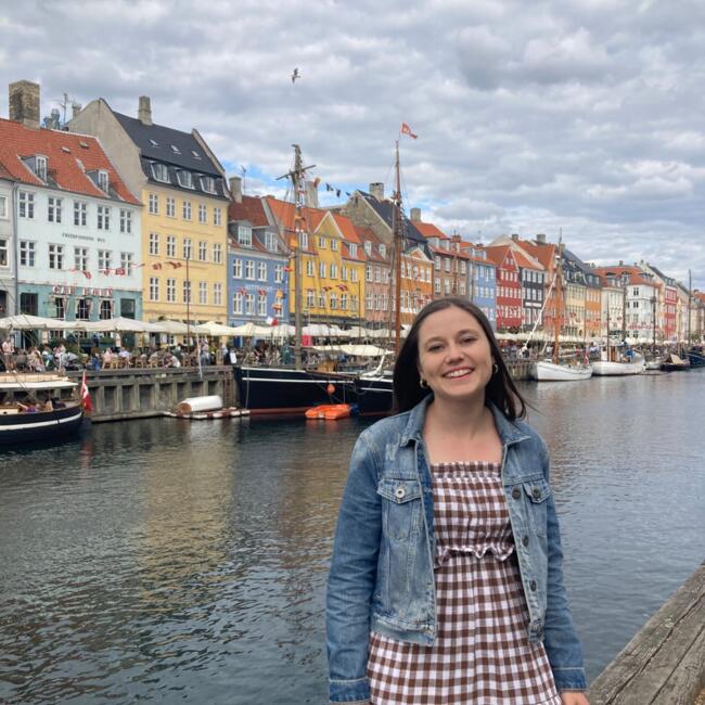 Babysitter in Edinburgh: Emily (Em)