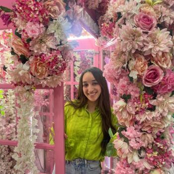 Babysitter in Istanbul: Maggie