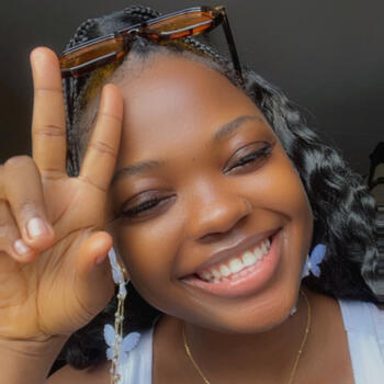 Auklė Vilnius: Tracy Mbayi