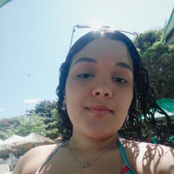Babysitter Recife: Maria júlia