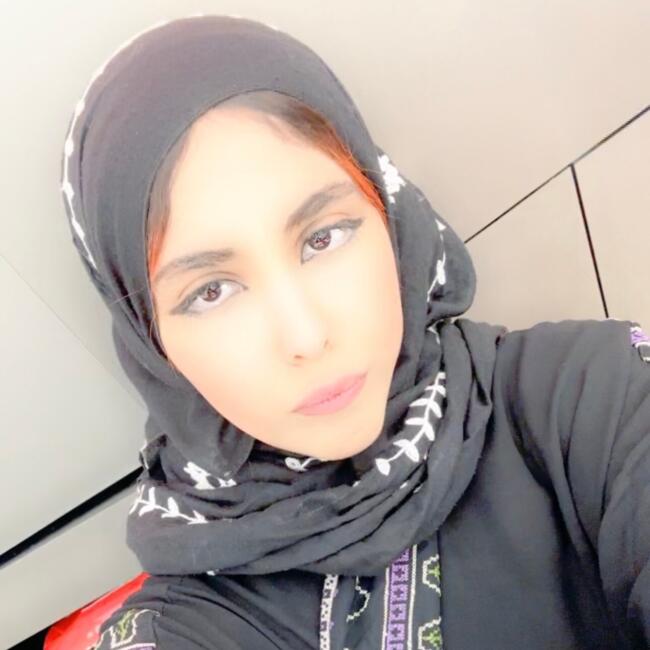 جليسة أطفال في الرياض: Bayan