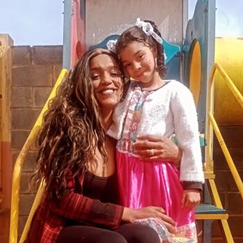 Babá em São Roque: Crislaine