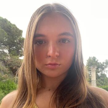 Babysitter in Berlin: Clara