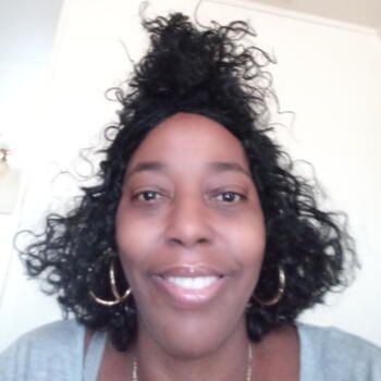 Babysitter in Detroit: Tracie