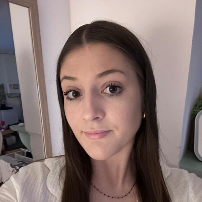 Babysitter in Vannes: Marie