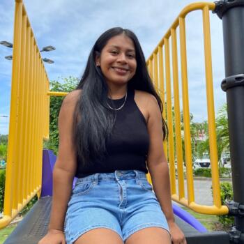 Niñera Las Lajas: Yasury