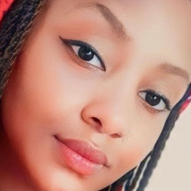 Babysitter in Nantes: Hawa