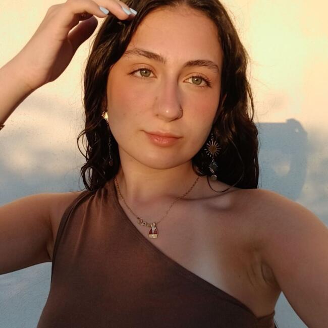 Niñera en Pamplona: Saray