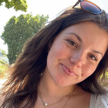 Babysitter in Nelson: Ella