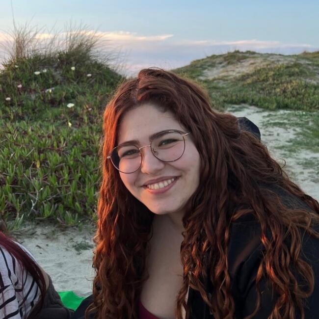 Babysitter em Esposende: Inês