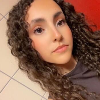 Babysitter in Dilbeek: Amina