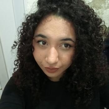 Babysitter Guarujá: Ana Klara