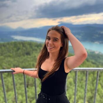 Babysitter in Budapest: Iveta