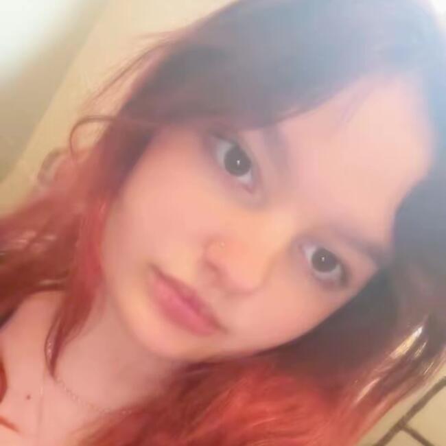 Babysitter in Hastings: Emily