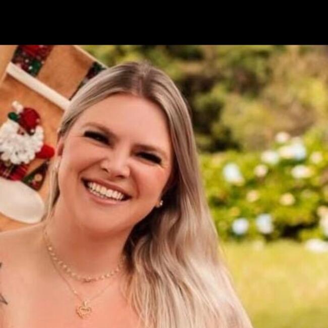 Babysitter in São Bento do Sul: Emelyn