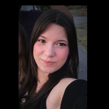 Babysitter in Lunéville: Laurena
