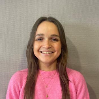 Babysitter Rillieux-la-Pape: Jeanne