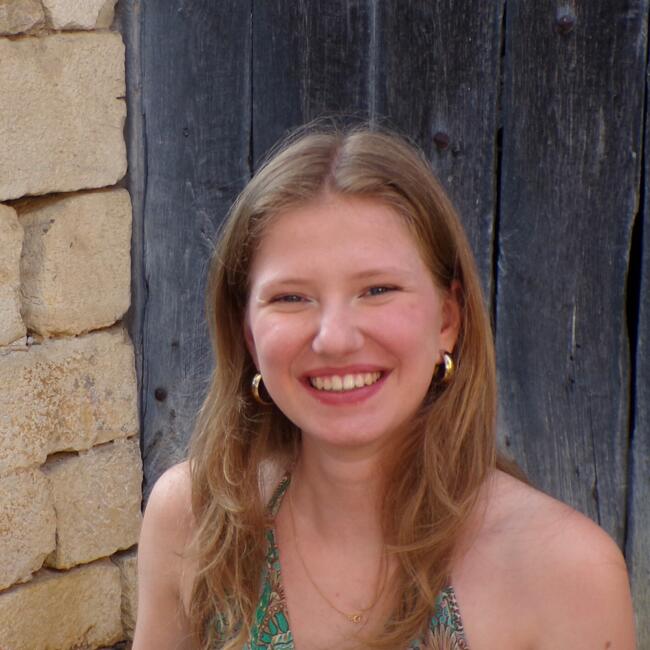 Babysitter in Lyon: Lila