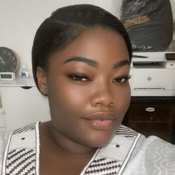 Babysitter in Colombes: Melissa yobo