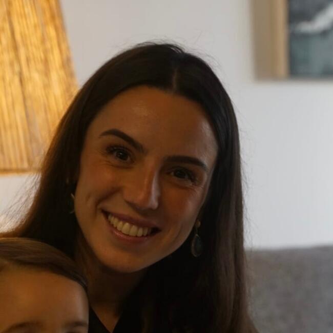 Niñera en Alfara del Patriarca: María
