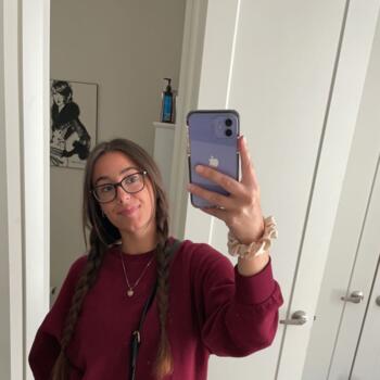 Babysitter in London: Julia