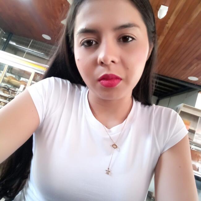 Canguro en Badajoz: Julieth