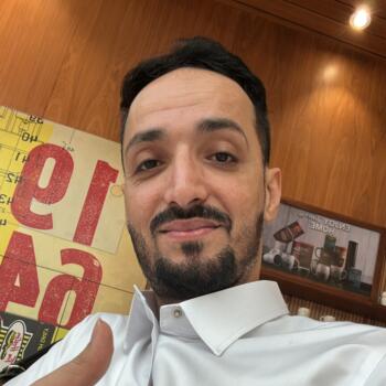 Babysitting job in Al Wukayr: babysitting job Suhaib