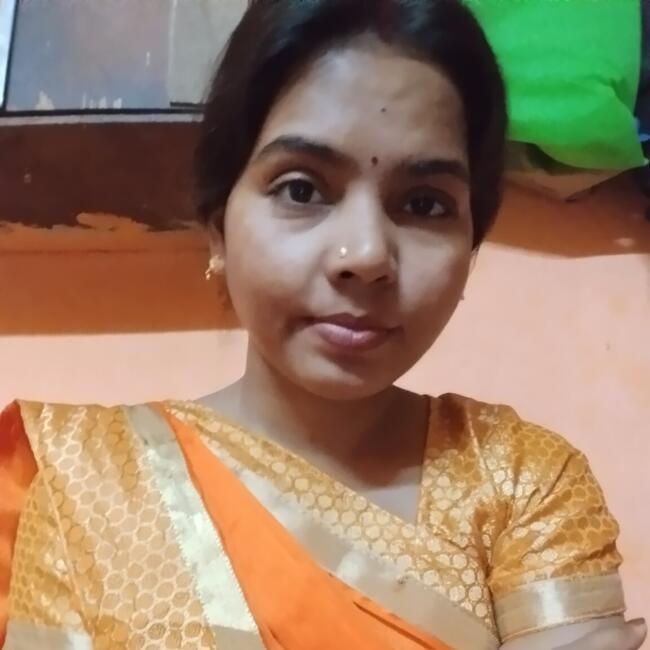 Babysitter in Kolkata: Khushboo chaudhari