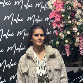 Baby-sitter in Etobicoke: Deepika