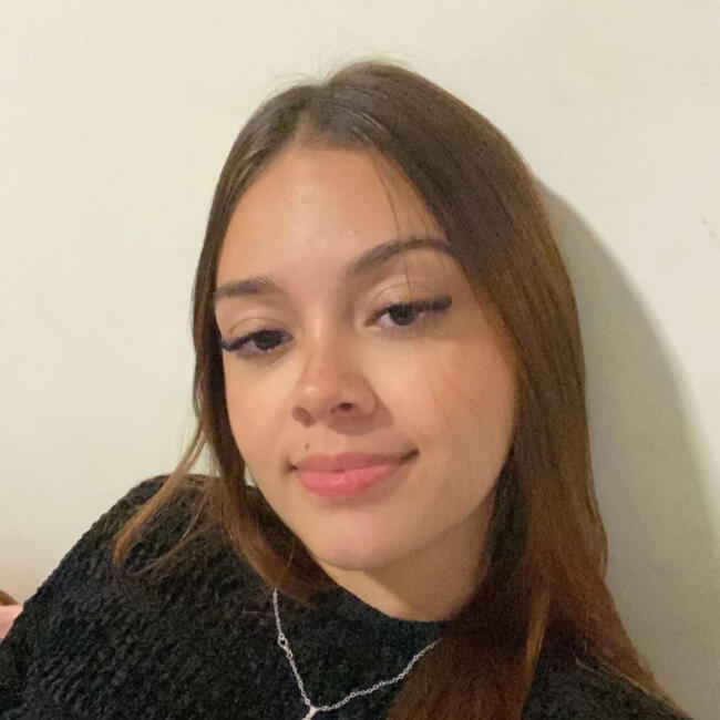 Babá em Sabará: Ana