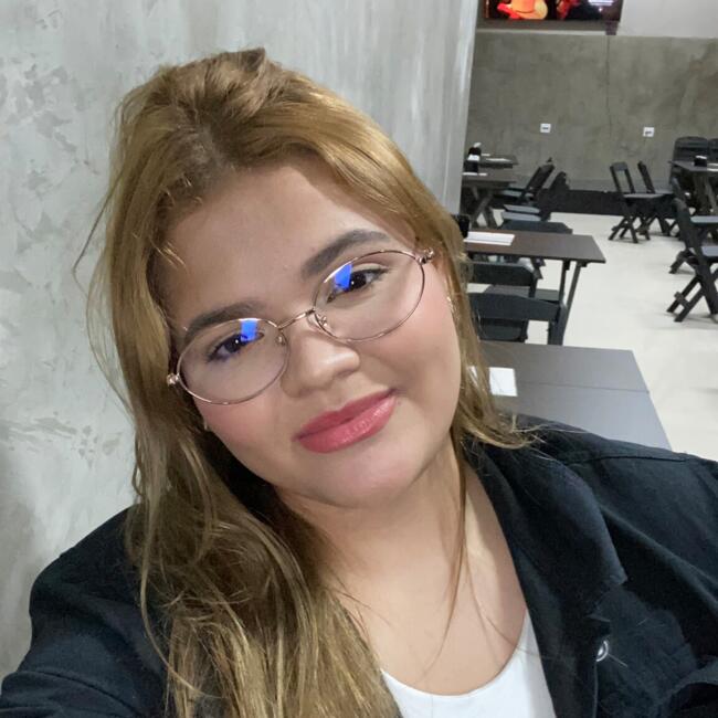 Babysitter in Osasco: Safira