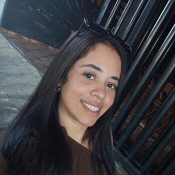Babysitter in Belo Horizonte: EMANUELLy