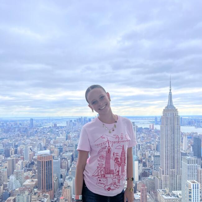 Babysitter in Louvigné-de-Bais: Lola