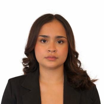 Babysitter in La Reina: Anaís