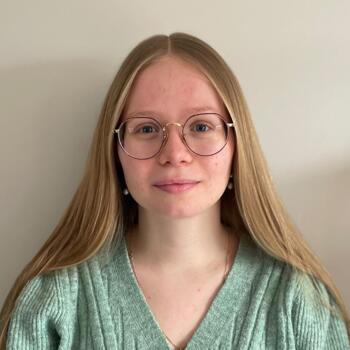 Babysitter in Matha: Marine