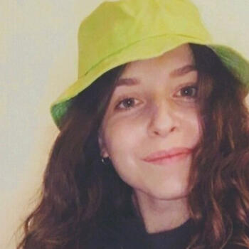 Babysitter a Sedegliano: Sara