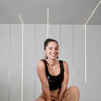 Babysitter in Marseille: Nélia