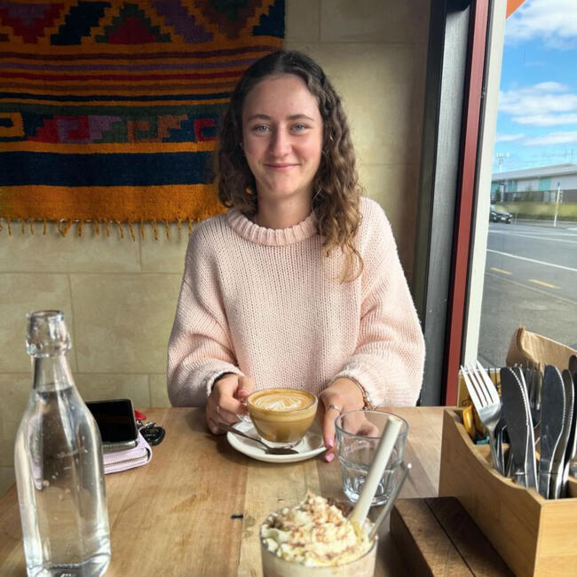 Babysitter in Wellington: Bethany