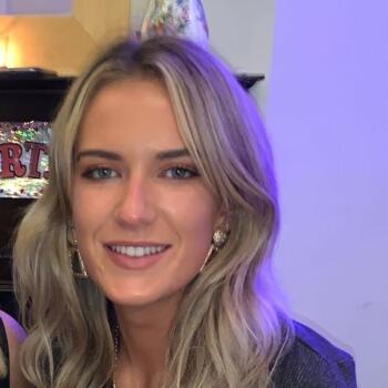 Babysitter in Cavan: Lauren