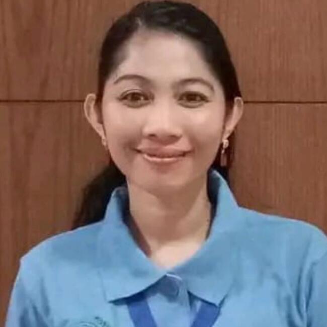 Babysitter in Riyadh: Rebecca