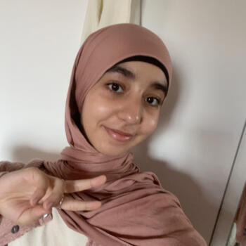 Baby-sitter in Gennevilliers: Aya