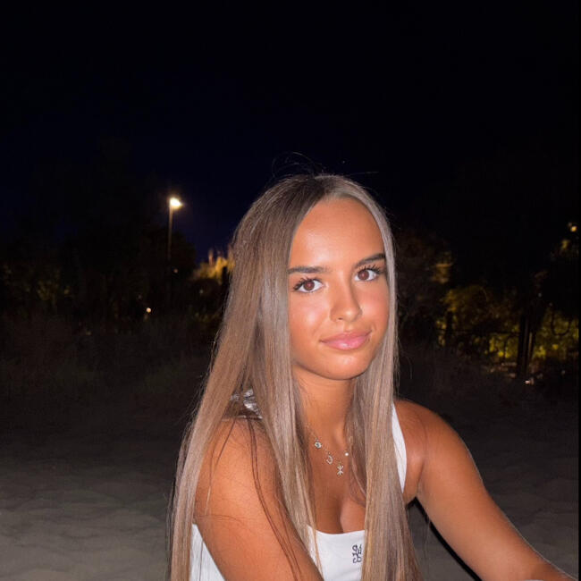 Babysitter in Brou-sur-Chantereine: Ines