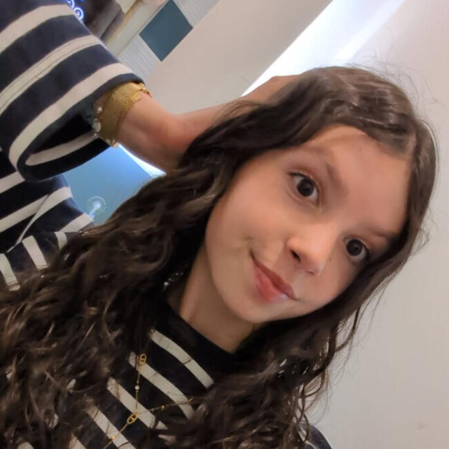 Babysitter in Saligny: Anna