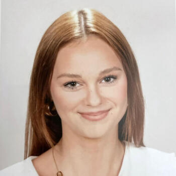 Babysitter in Antony: Agathe