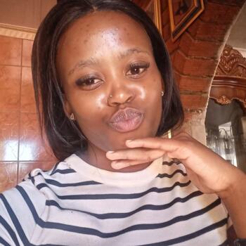 Babysitter Bloemfontein: Refilwe